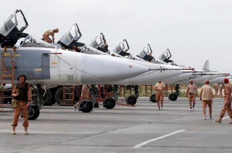 Военные эксперты выдвинули свое мнение об обстреле российской авиабазы в Хмеймиме