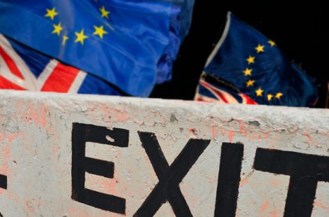 Эксперты: Британия не покинет ЕС без сделки