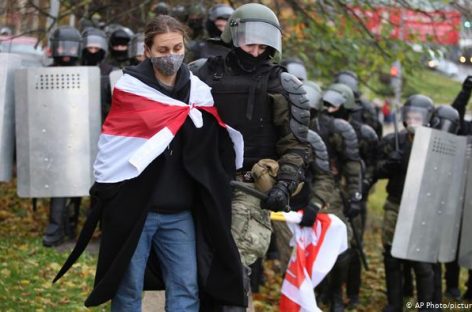 Протесты в Беларуси: более 1000 задержанных