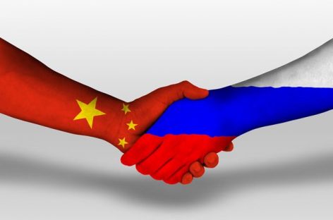 Путин похвалил российско-китайские отношения
